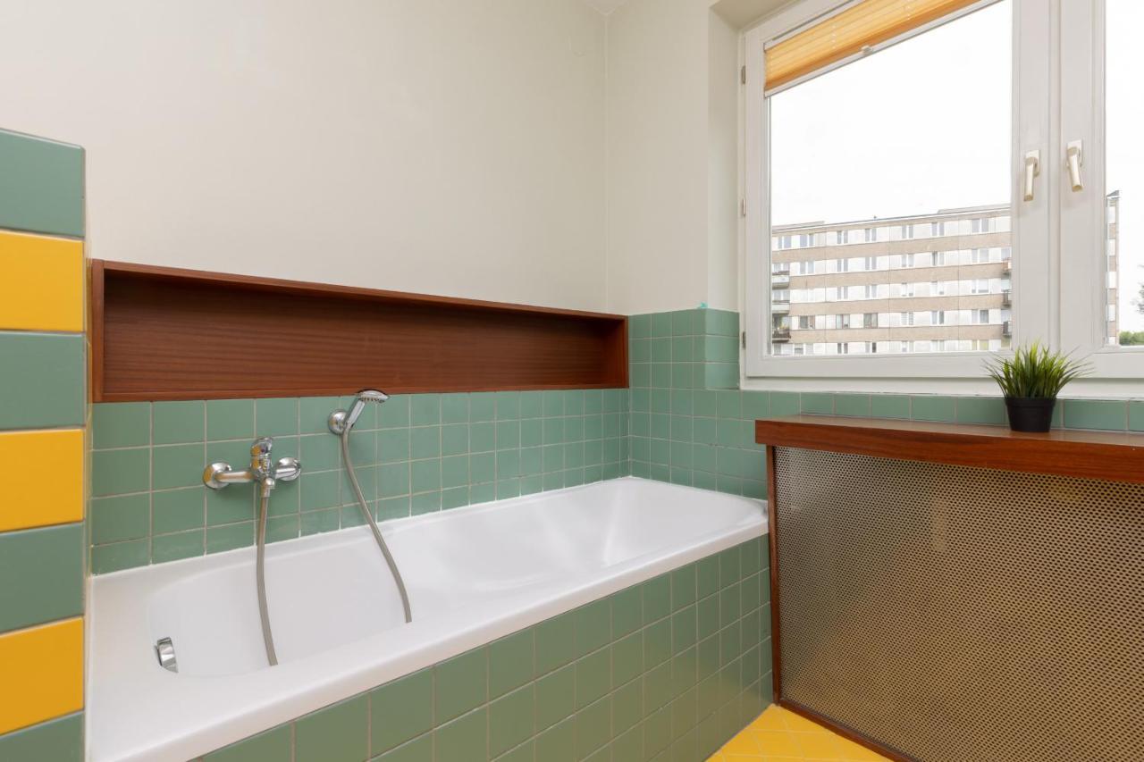 Spacious & Quiet 1 Bedroom Apartment In Pruszkow By Noclegi Renters Exterior foto