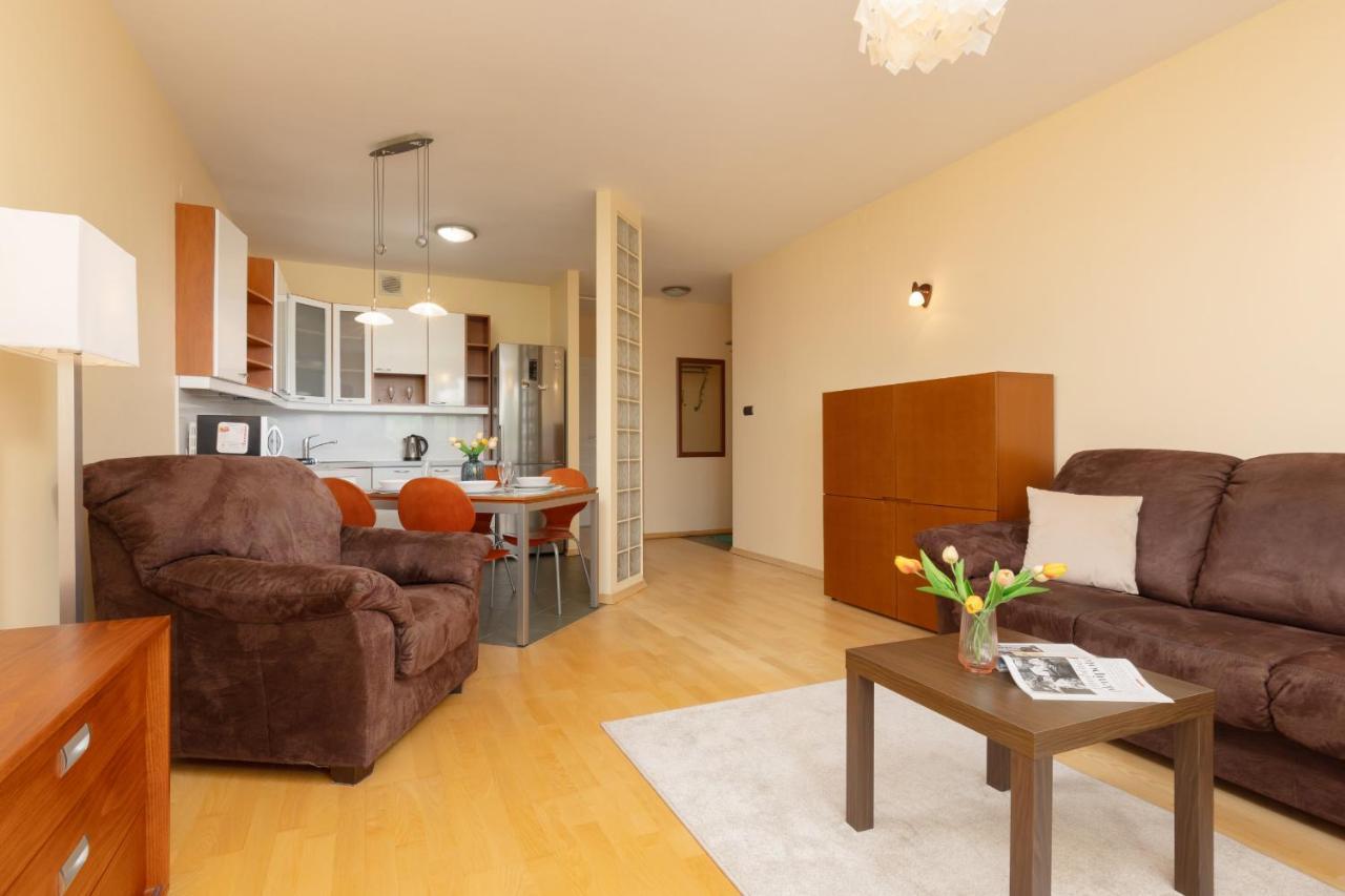 Spacious & Quiet 1 Bedroom Apartment In Pruszkow By Noclegi Renters Exterior foto