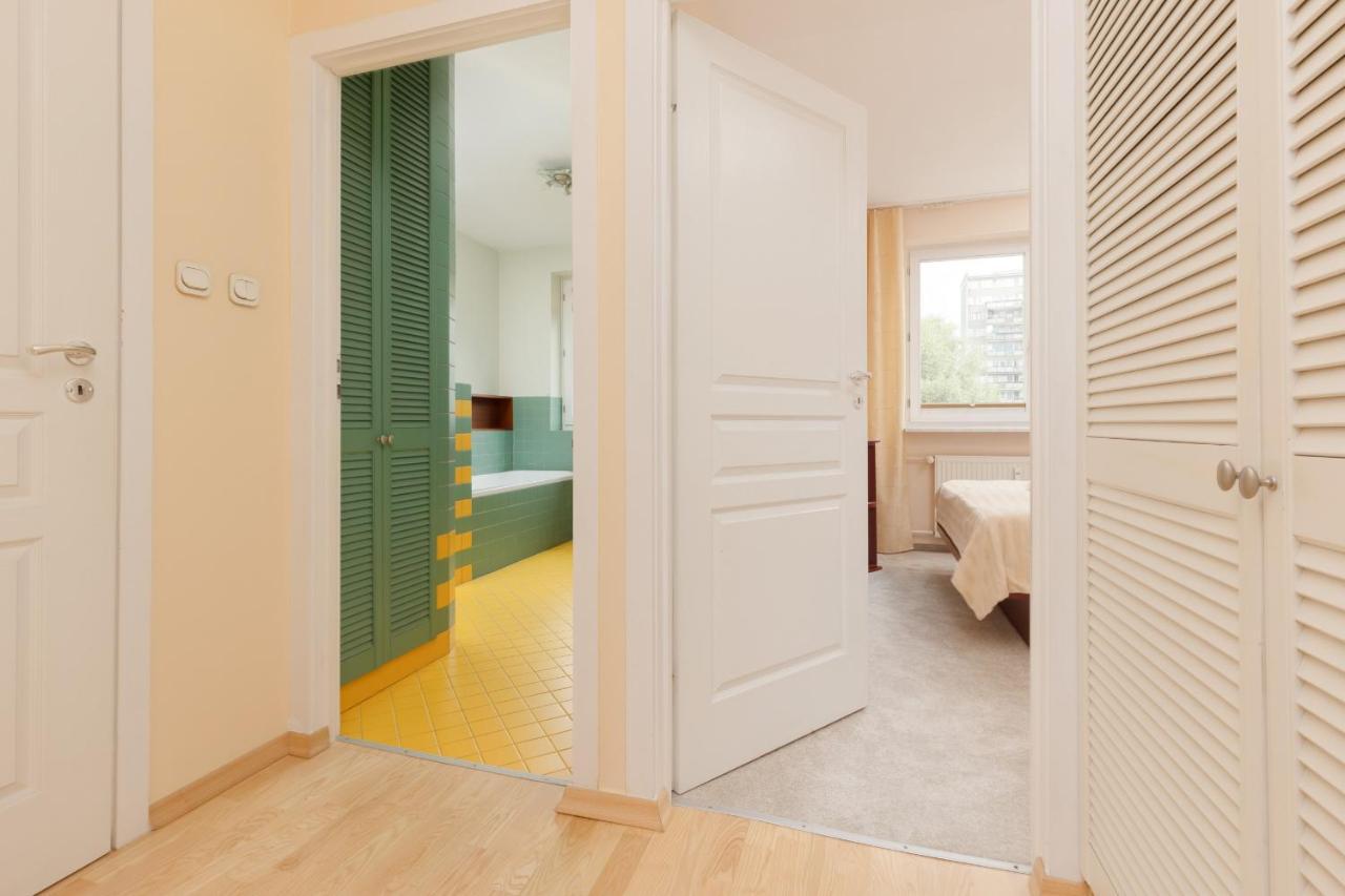 Spacious & Quiet 1 Bedroom Apartment In Pruszkow By Noclegi Renters Exterior foto